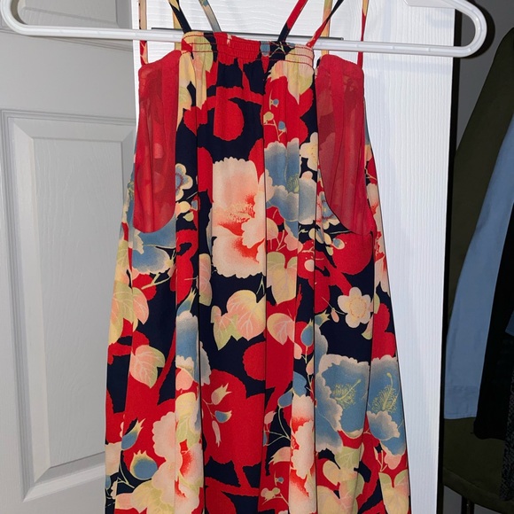 Printed top with flowers - Picture 2 of 2